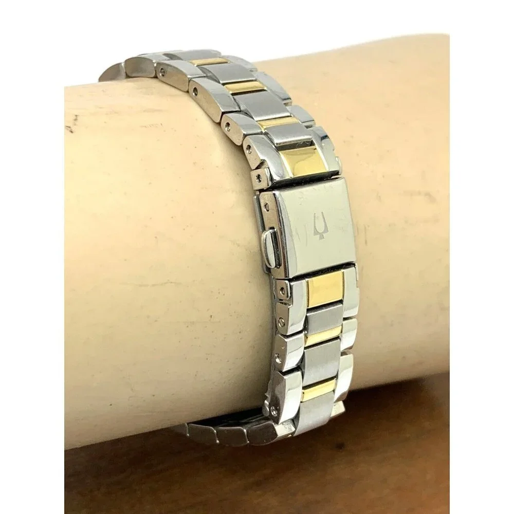 Bulova Women's Watch 98L277 Quartz 28mm Two Tone Stainless Steel Bracelet